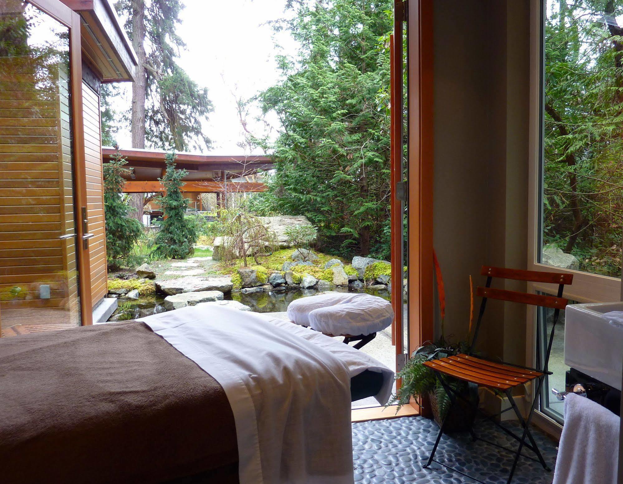 Pointhouse Suites On Sargeant Bay Halfmoon Bay Kültér fotó